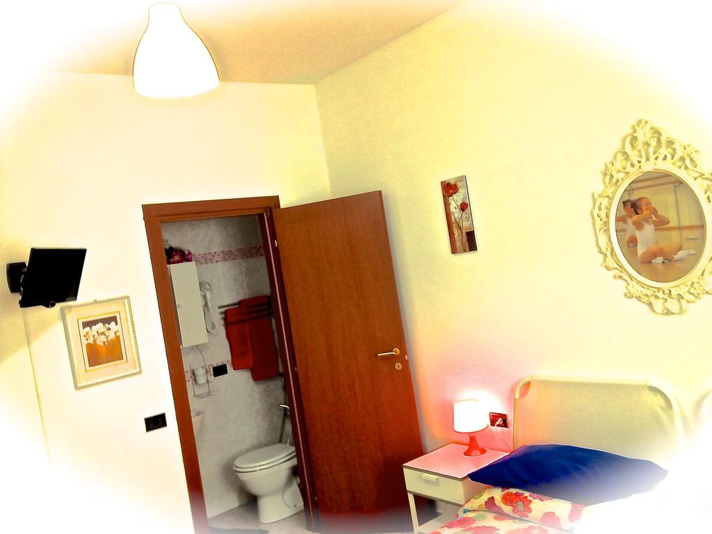 Top Suit Uno - Guest house Brugherio Extérieur photo