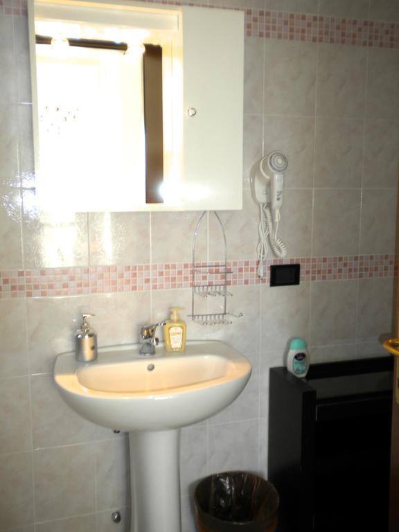 Top Suit Uno - Guest house Brugherio Extérieur photo